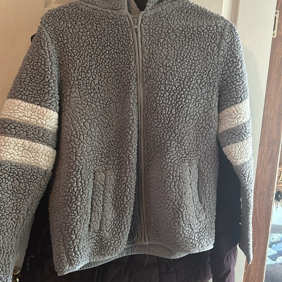 Two jackets - Picture 3 of 5